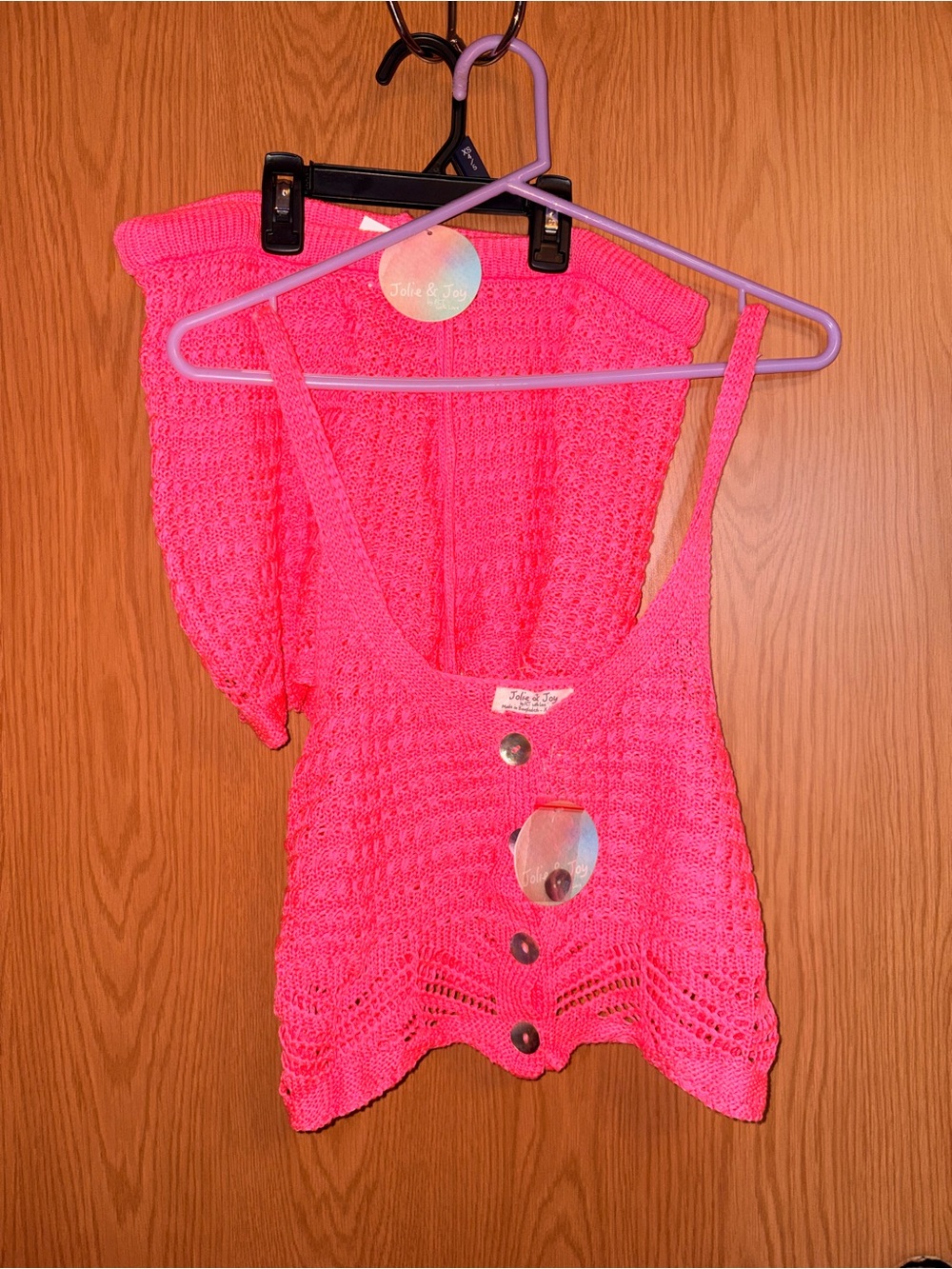 Two piece set - Picture 1 of 3